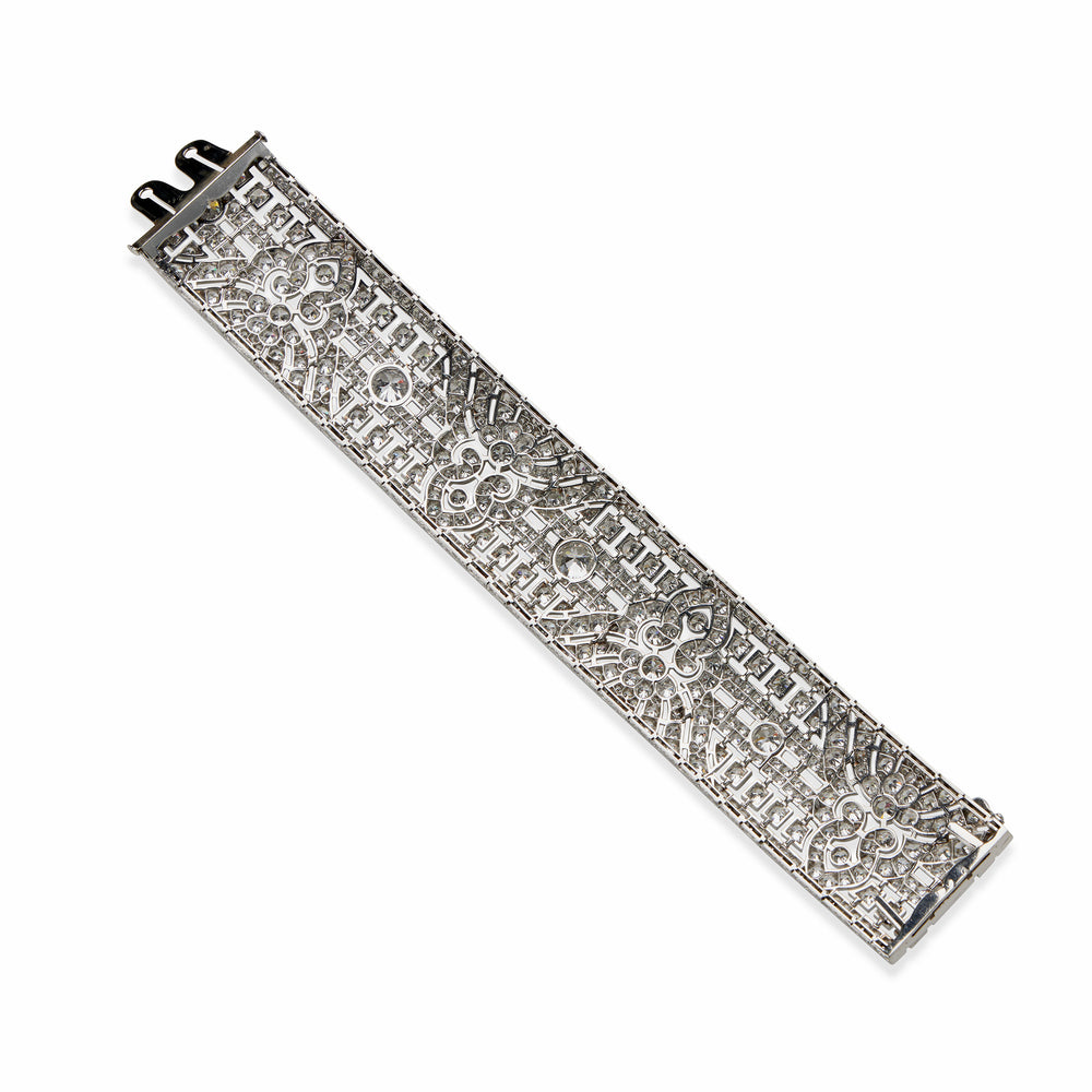 
                      
                        Macklowe Gallery Okrant et Davidonniez Diamond Wide Strap Bracelet
                      
                    