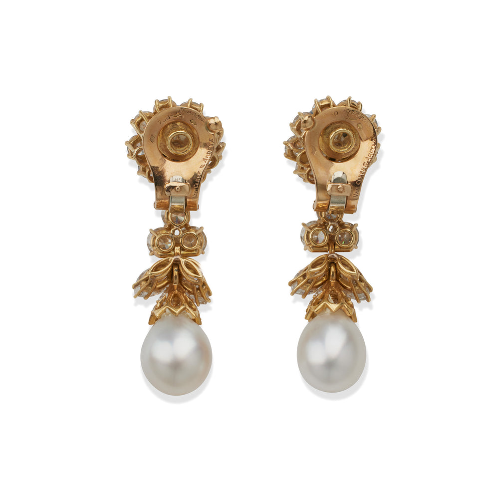 
                      
                        Macklowe Gallery Van Cleef & Arpels Diamond and Pearl Clip Earrings
                      
                    