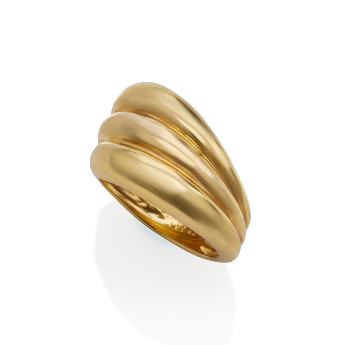 Macklowe Gallery 1970s Chaumet Paris 18K Gold Ring